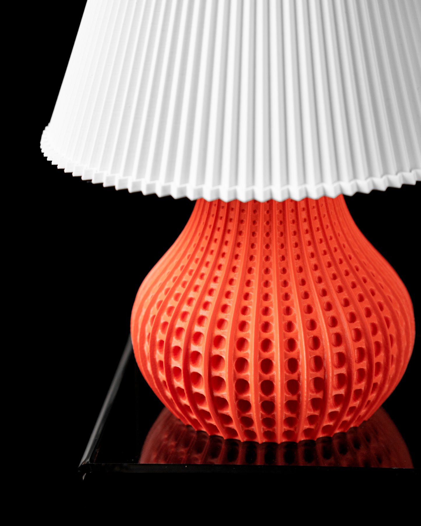 Drops Table Lamp