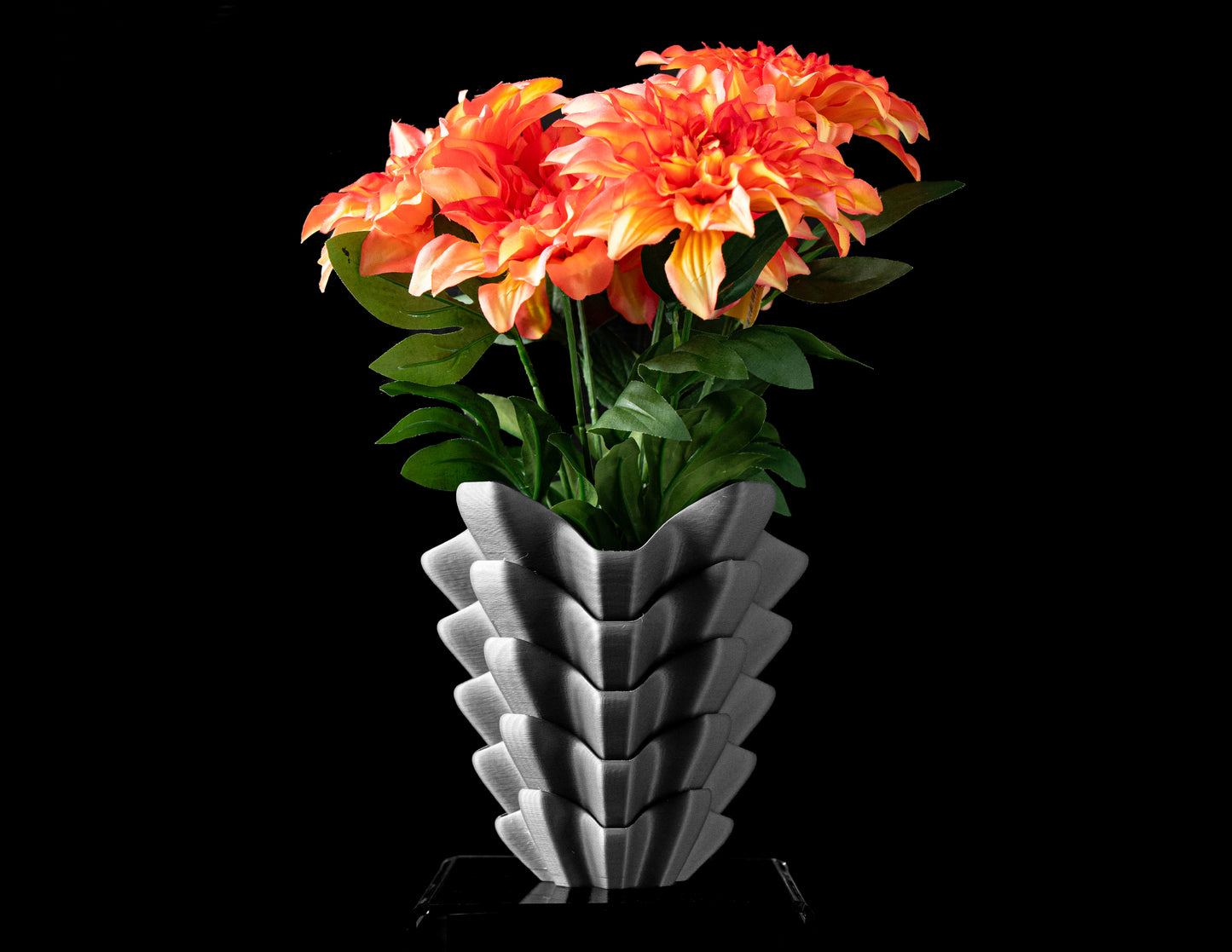 Trilo Vase