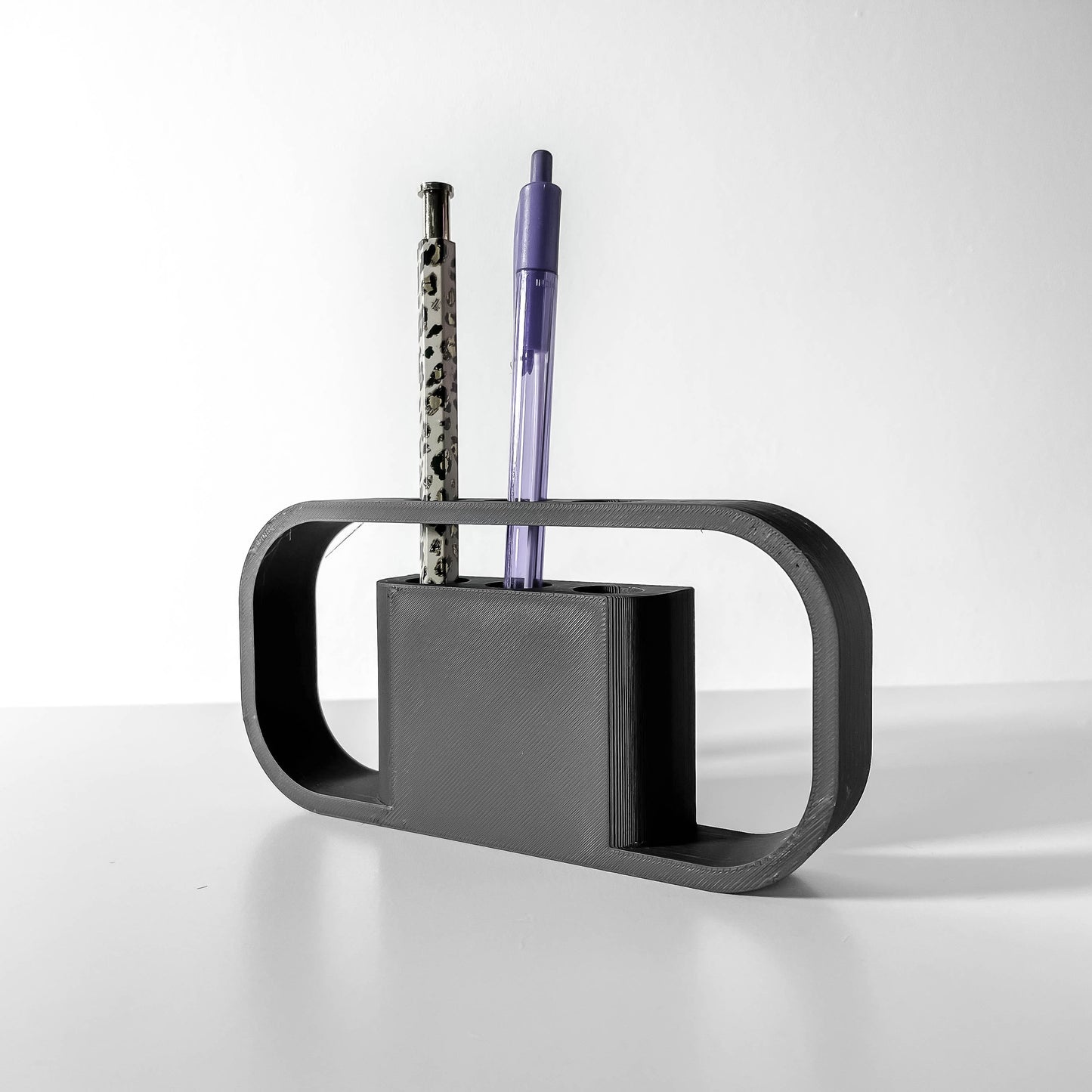 Ilios Pen Holder
