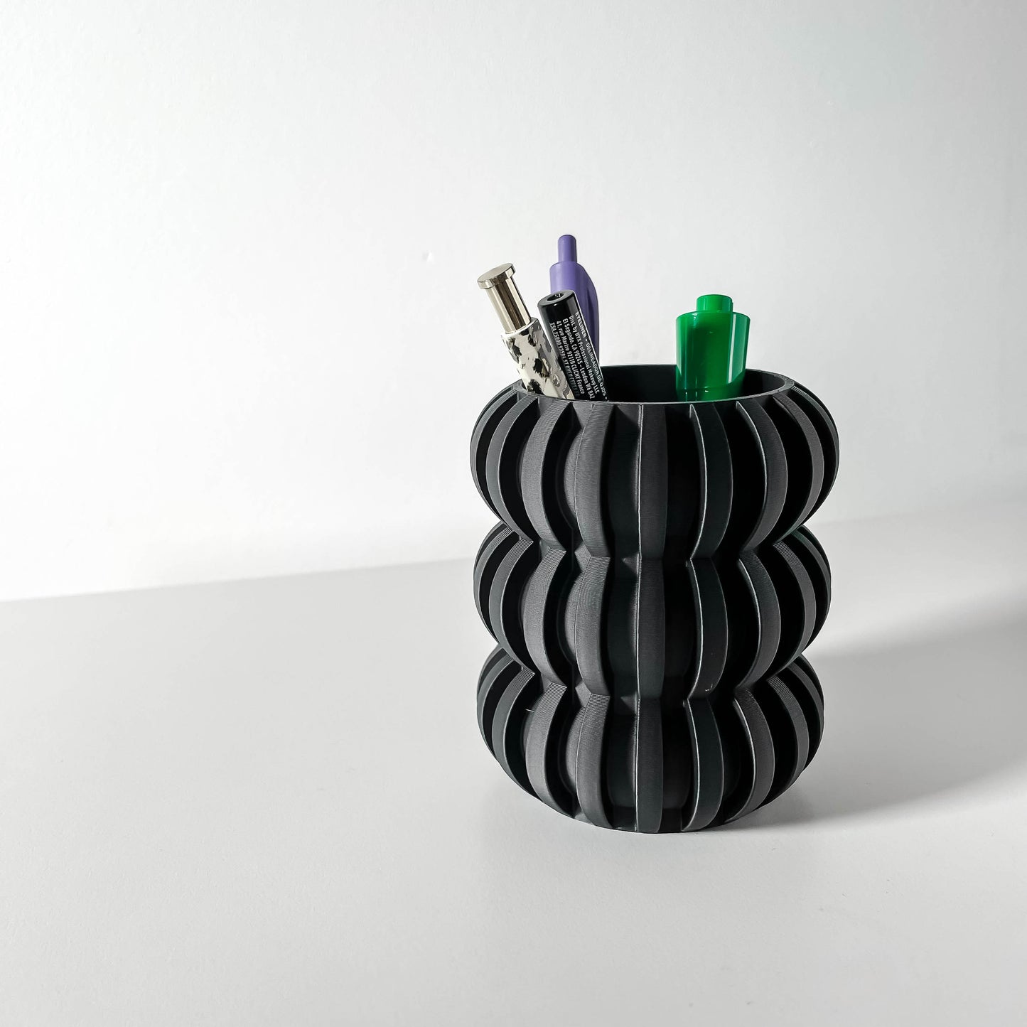 Renio Pen Holder