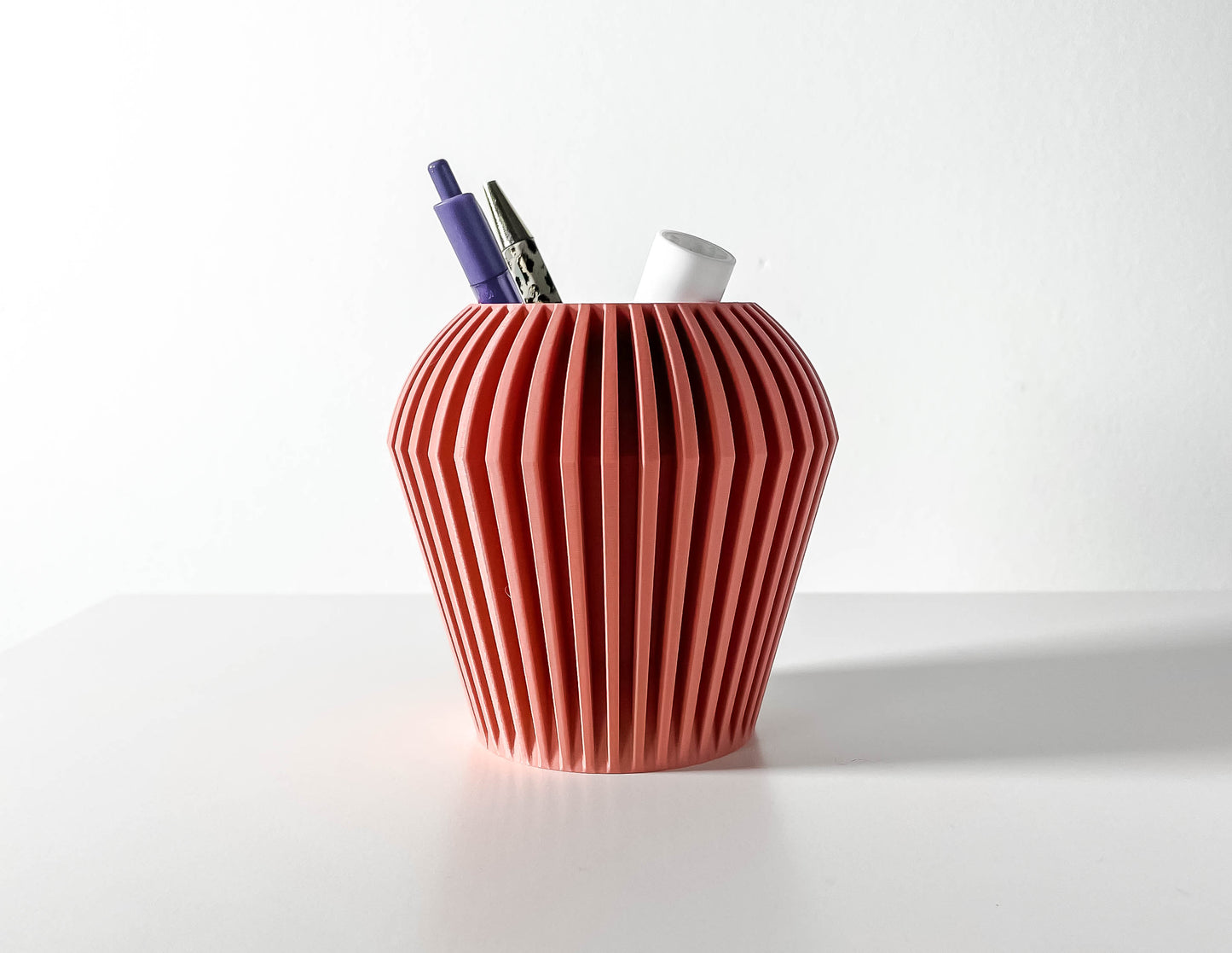 Taso Pen Holder