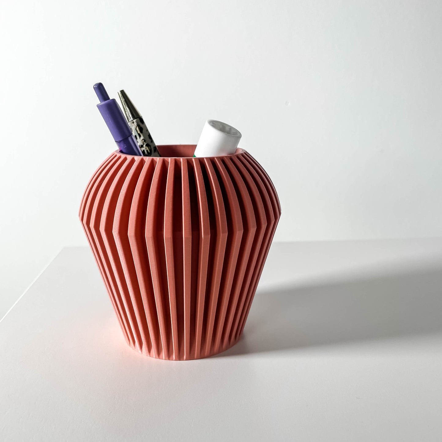 Taso Pen Holder